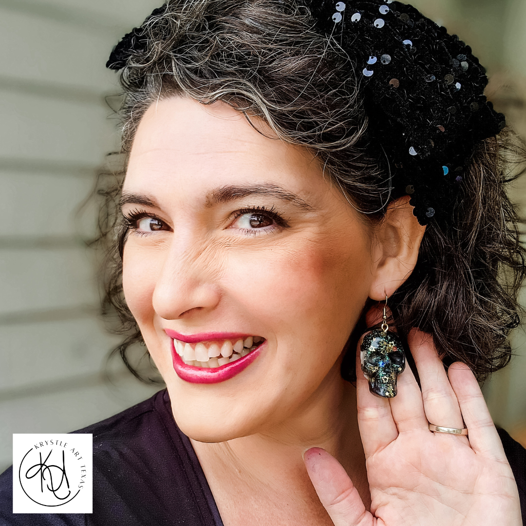 Skull Earrings Black & Gold 1