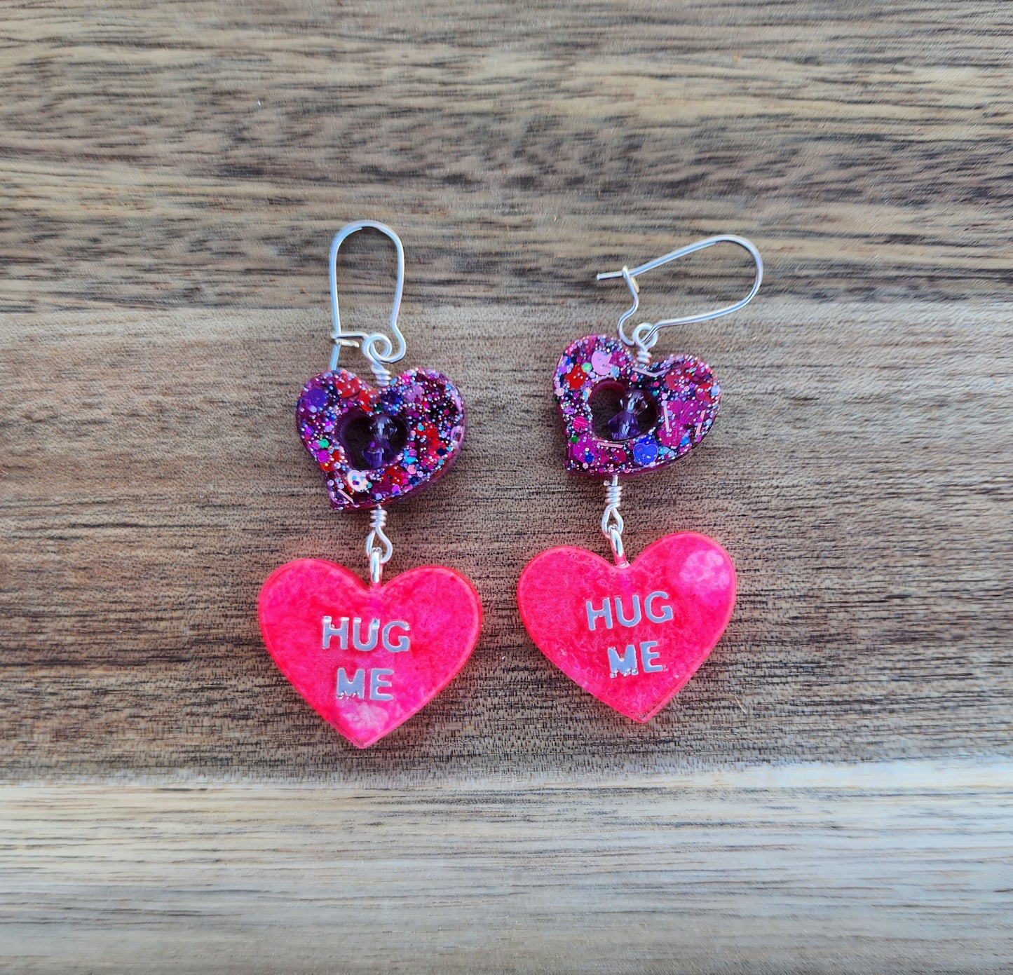 Conversation Heart Earrings "HUG ME"