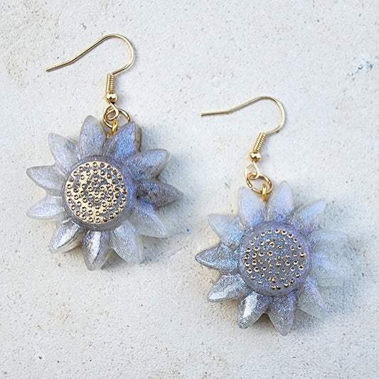 White Daisy Earrings 1